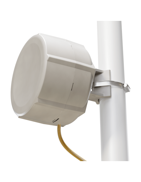 MikroTik SXT LTE6 kit with FG621-EA card MikroTik SXT LTE6 kit with FG621-EA card