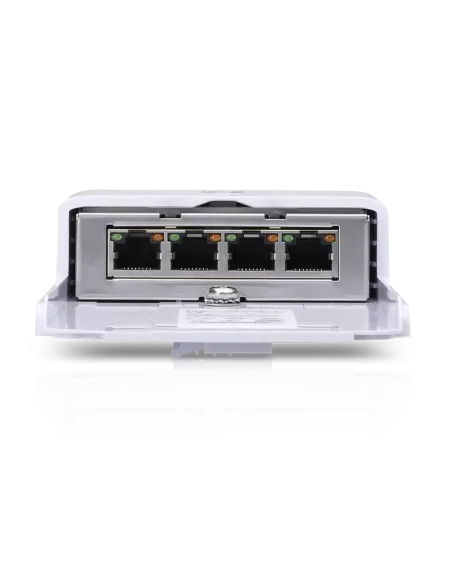 Ubiquiti UISP 4 Port Gigabit with 3 PoE Out Port NanoSwitch | N-SW