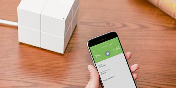 Setting up a whole-home Wi-Fi network from the palm of your hand